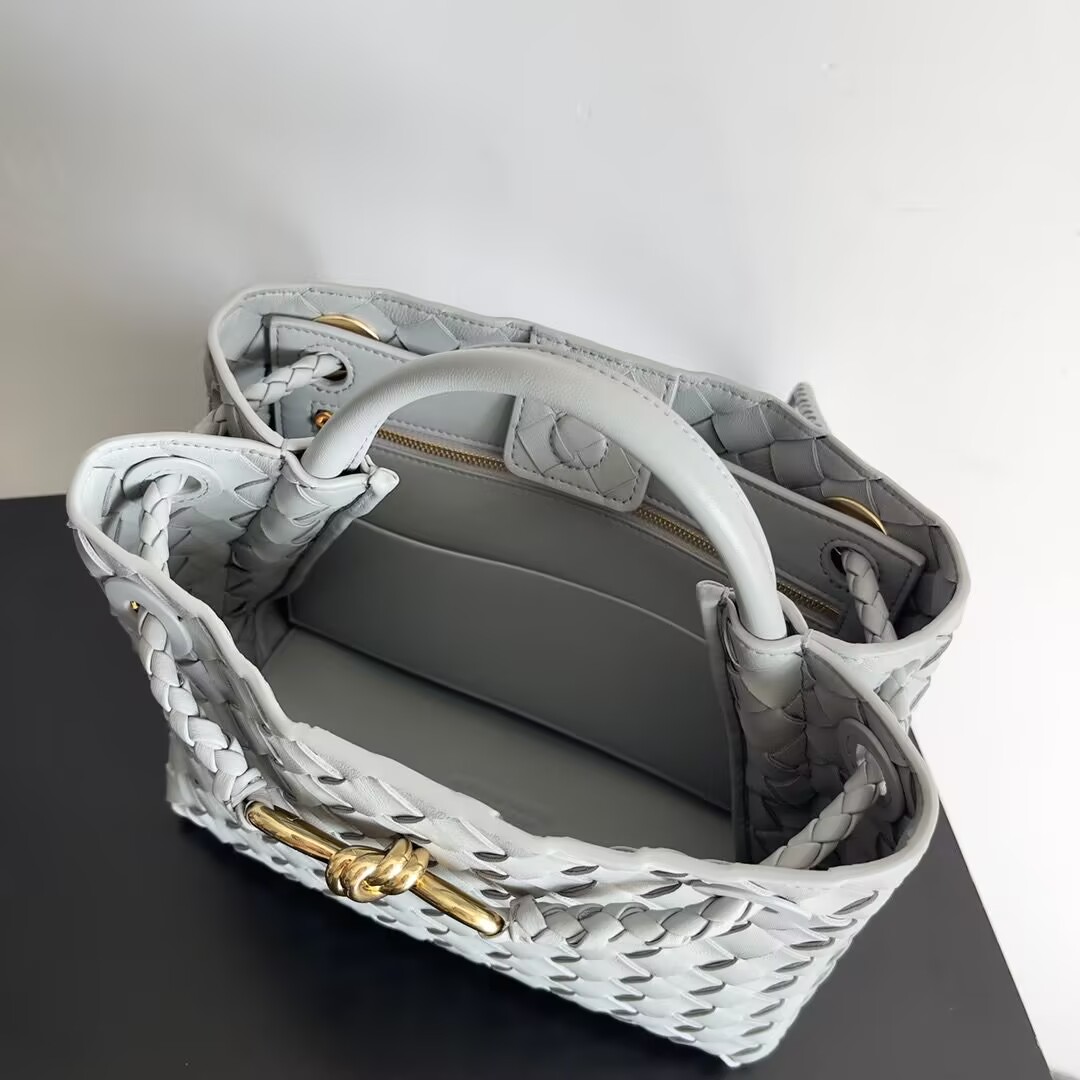 Bottega Veneta Small Andiamo 743568 Ice Blue Bottega Veneta Small Andiamo 743568 Ice Blue
