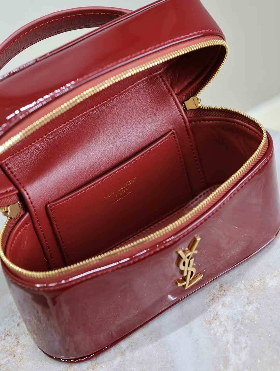 Saint Laurent Original Patent Leather Bag 7429233 Dark Red Wine Saint Laurent Original Patent Leather Bag 7429233 Dark Red Wine