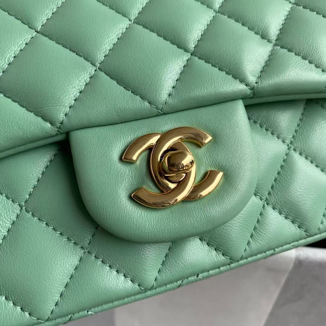 CHANEL CLASSIC 11.12 HANDBAG A01116 Light Green CHANEL CLASSIC 11.12 HANDBAG A01116 Light Green
