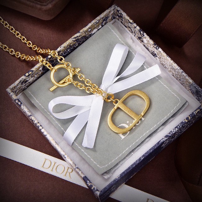 Dior necklace CE16652