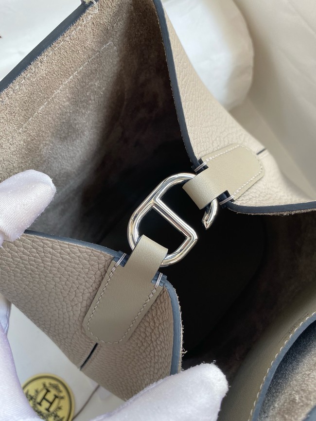Hermes in the loop Togo Leather Bag H3369-10