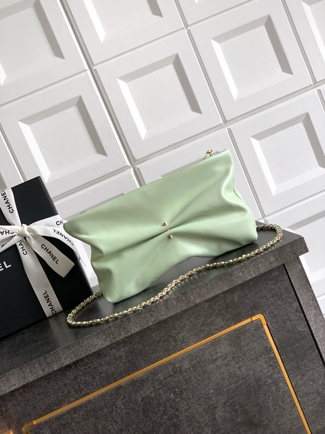 Chanel CLUTCH WITH CHAIN AP4613 green