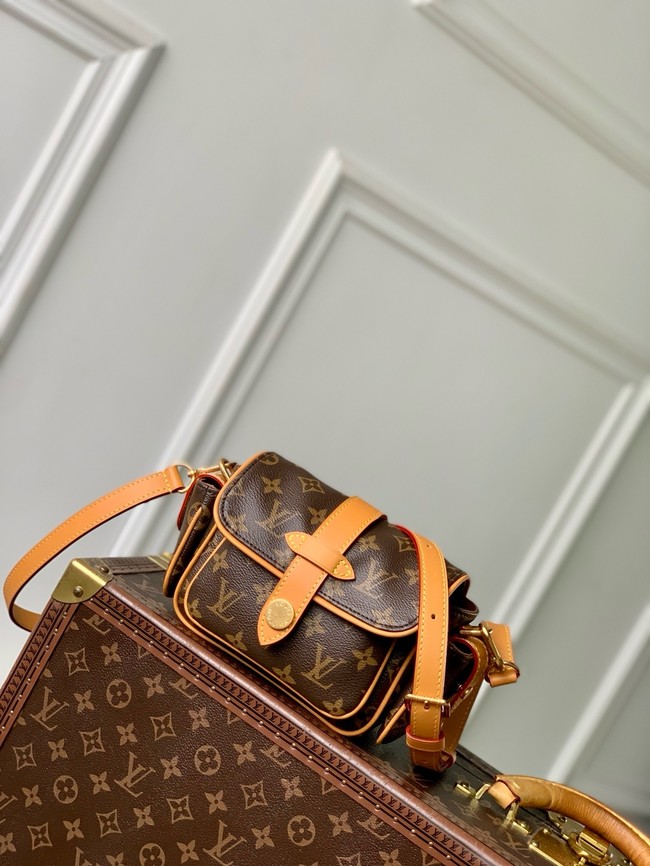 Louis Vuitton Cargo Wearable Wallet M14742