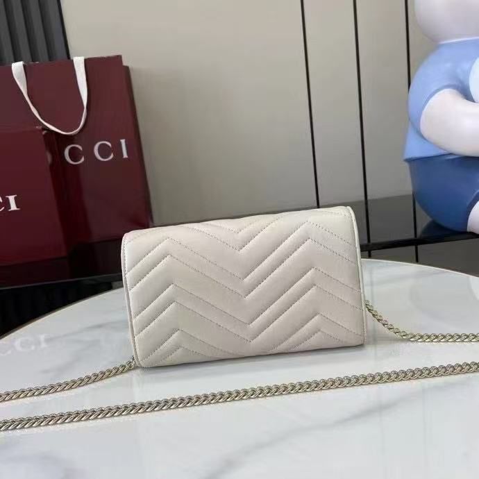 Gucci GG Marmont Wallet on chain 474575 White&Light Gold-Tone Gucci GG Marmont Wallet on chain 474575 White&Light Gold-Tone