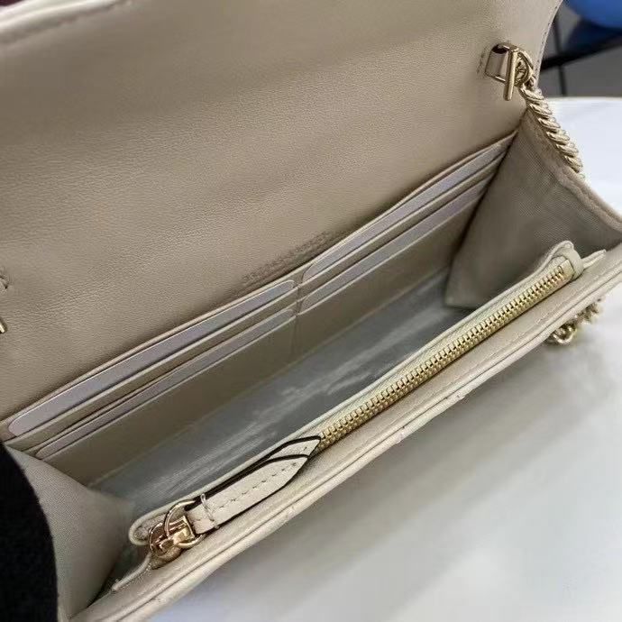 Gucci GG Marmont Wallet on chain 474575 White&Light Gold-Tone Gucci GG Marmont Wallet on chain 474575 White&Light Gold-Tone