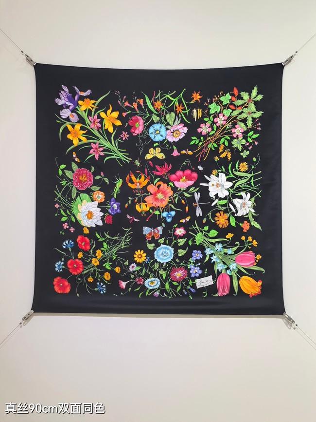 Gucci Shawl Cashmere and Silk Jacquard KY115