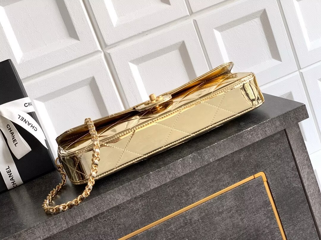 Chanel 25K Original Patent Leather Top Handle Bag A6321 Gold Chanel 25K Original Patent Leather Top Handle Bag A6321 Gold