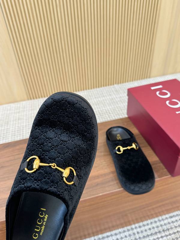 Gucci Shoes GUS00882 Heel 2CM