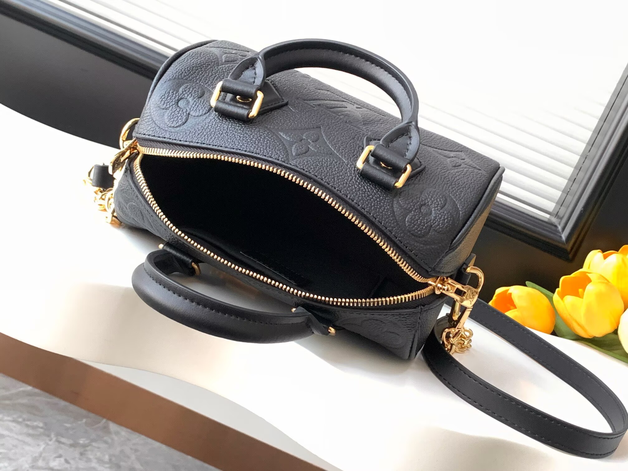 Louis Vuitton Speedy Bandouliere 25 M14043 Black Louis Vuitton Speedy Bandouliere 25 M14043 Black