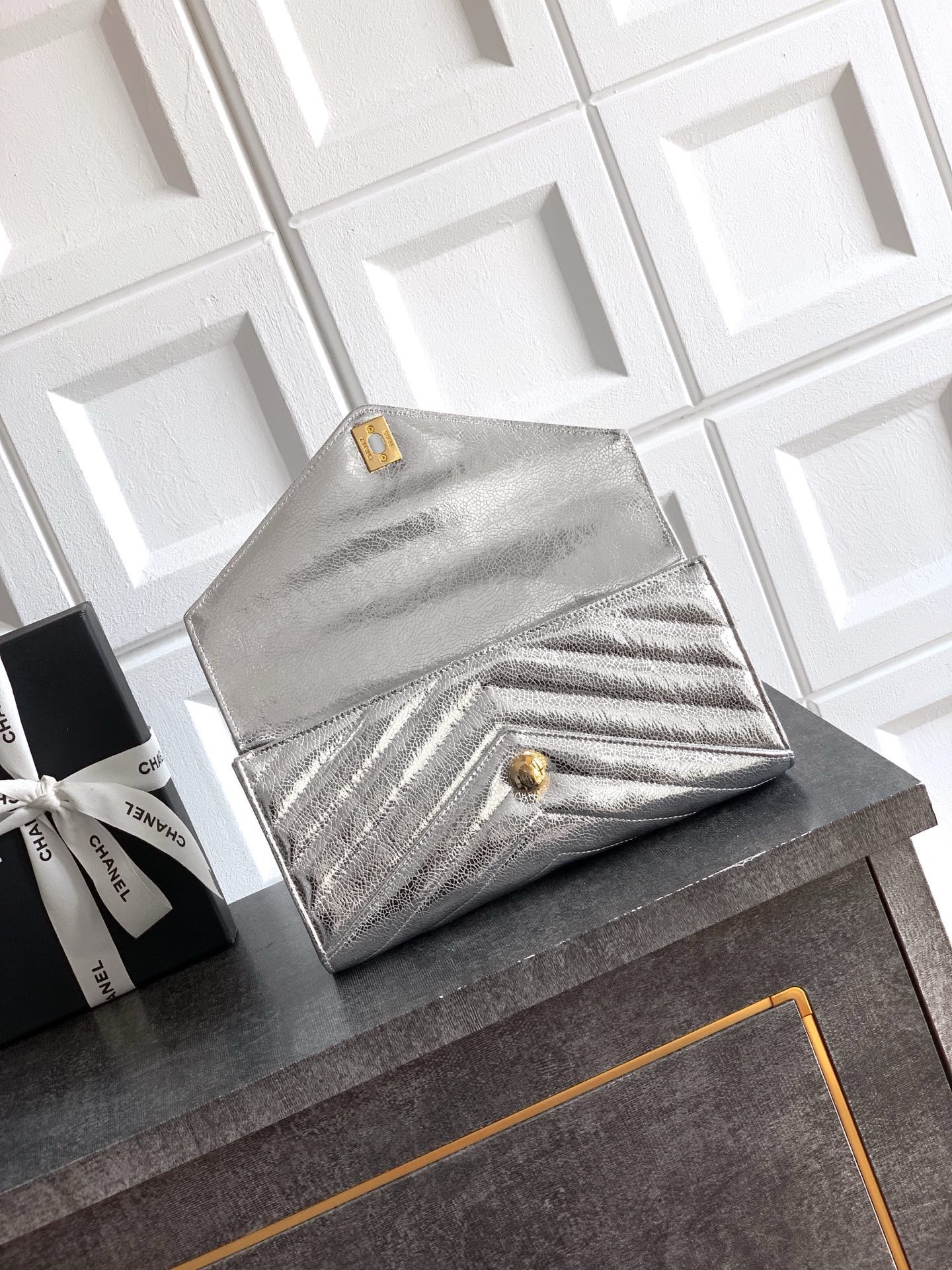 Chanel Original Leather 26X C6044 Silver Chanel Original Leather 26X C6044 Silver