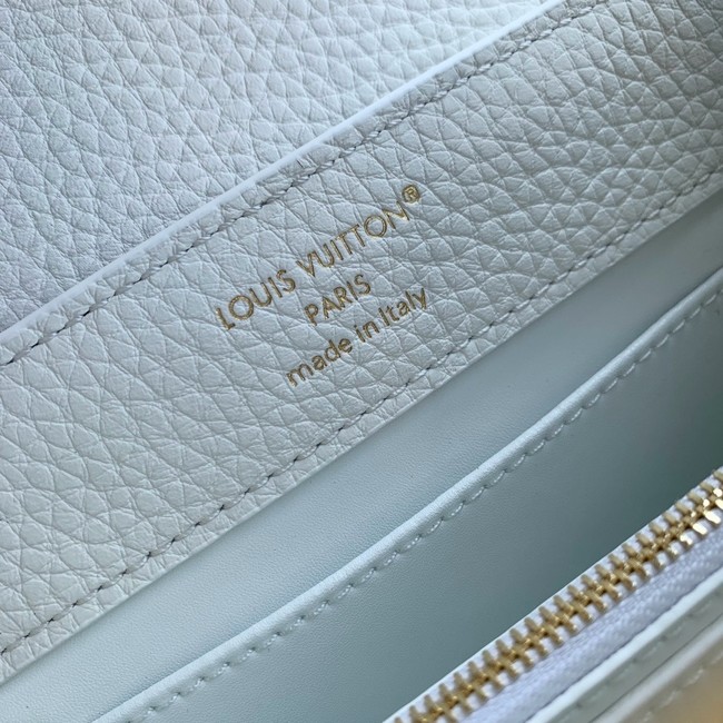Louis Vuitton Capucines Mini M14177 white