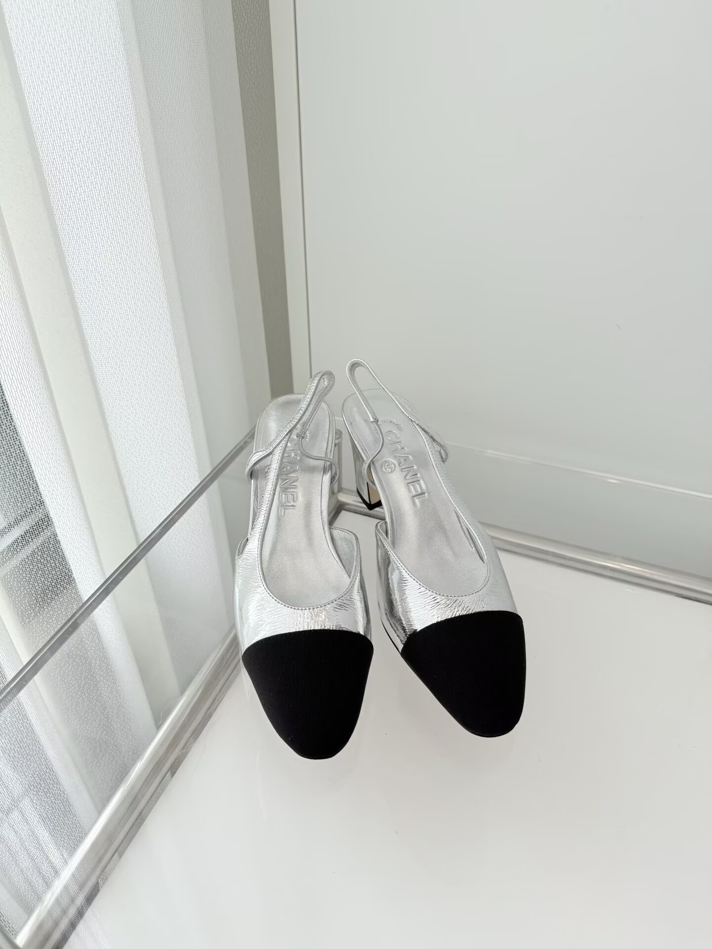 Chanel Sandals Calfskin Shoes 6.5CM Heels 63013 Silver Chanel Sandals Calfskin Shoes 6.5CM Heels 63013 Silver