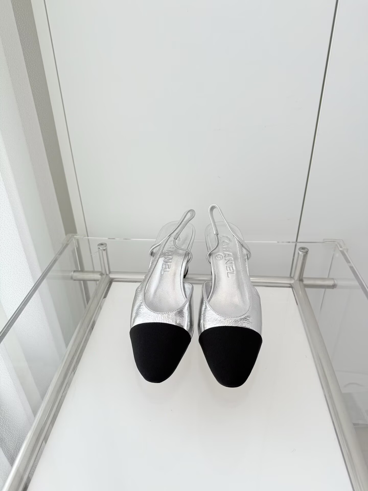 Chanel Sandals Calfskin Shoes 6.5CM Heels 63013 Silver Chanel Sandals Calfskin Shoes 6.5CM Heels 63013 Silver