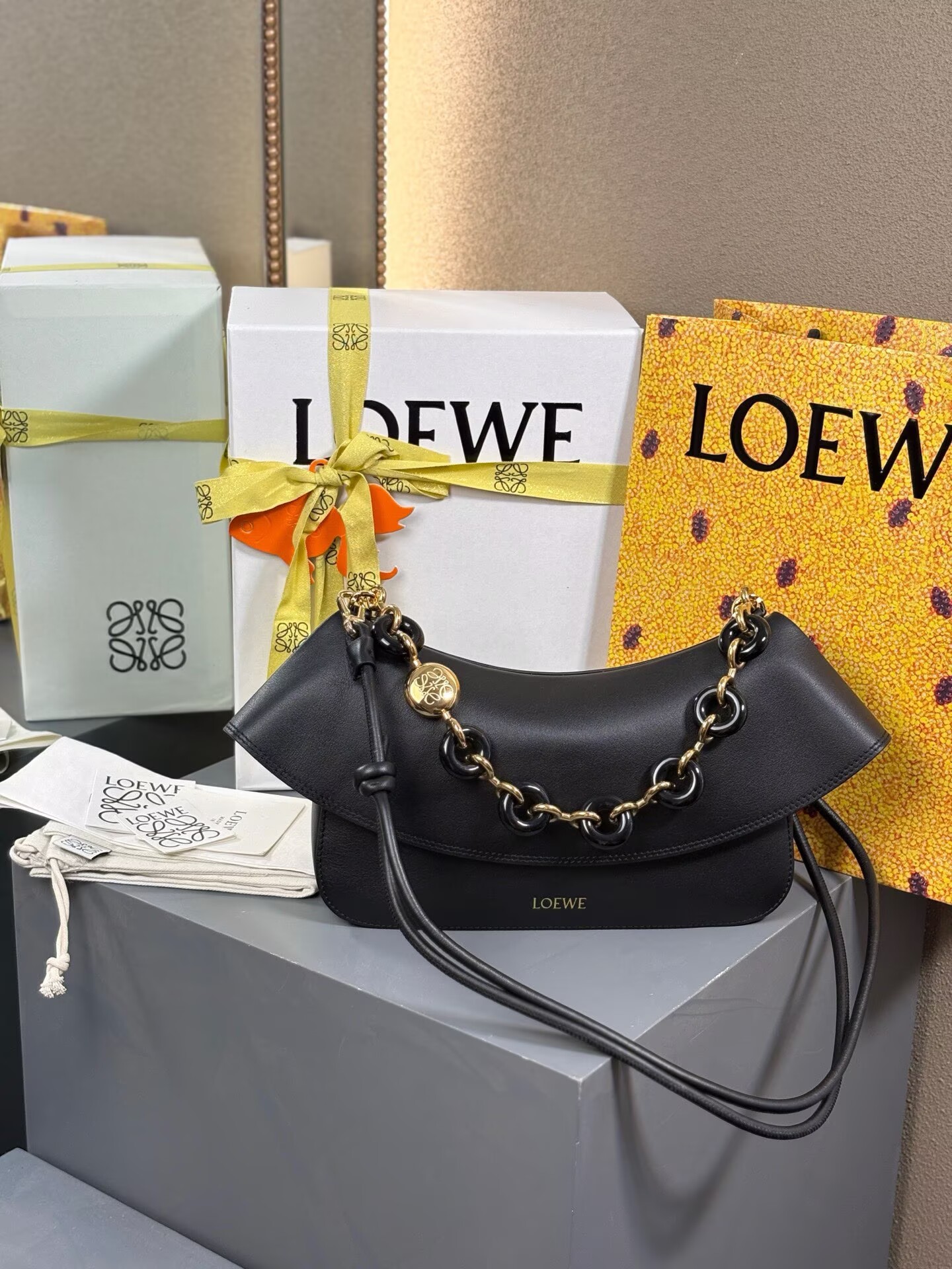 Loewe Ola Original Leather Fashion Handbag L53012 Black