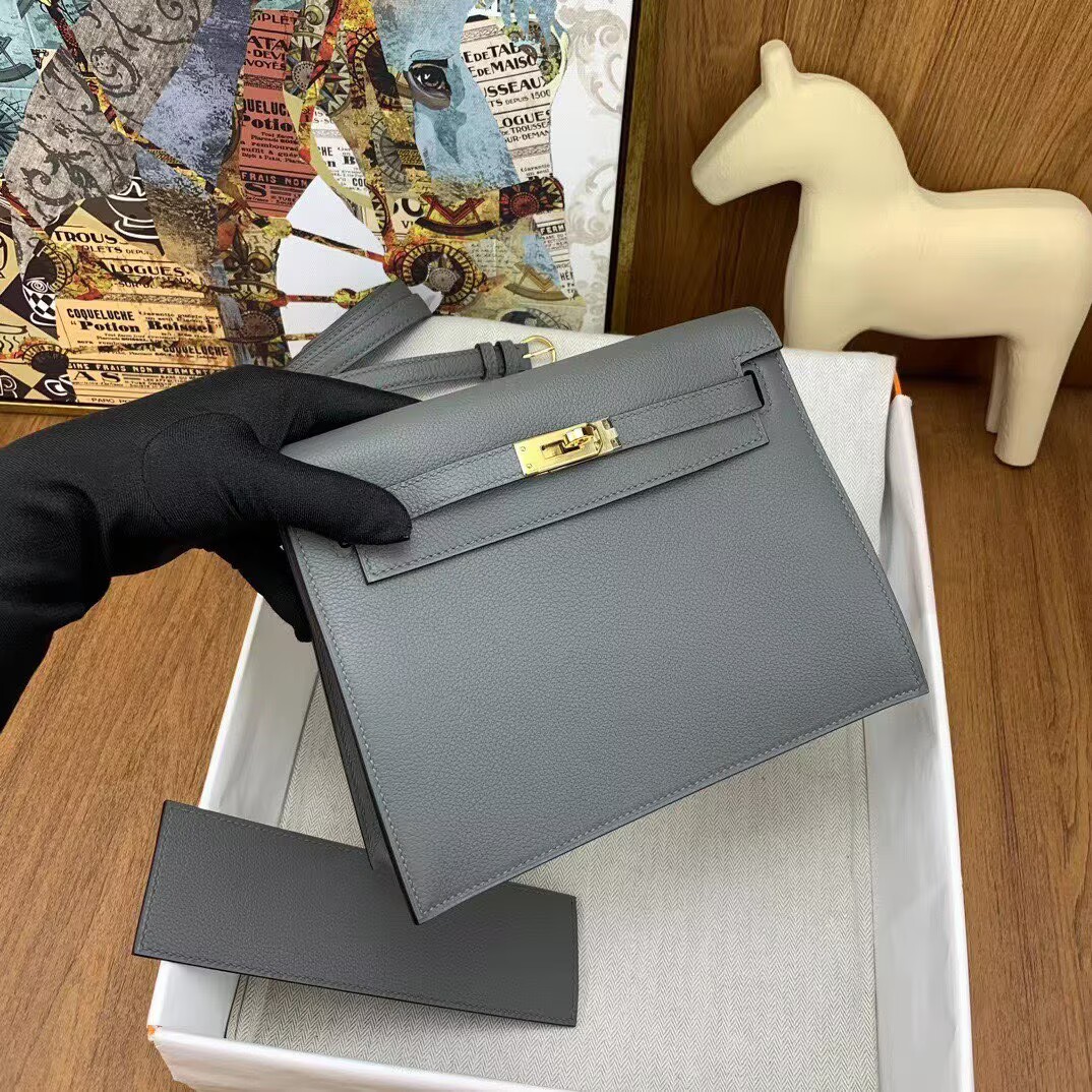 Hermes Kelly Danse Original Evercolor Leather 22CM KL22 Gray Gold-Tone Hermes Kelly Danse Original Evercolor Leather 22CM KL22 Gray Gold-Tone