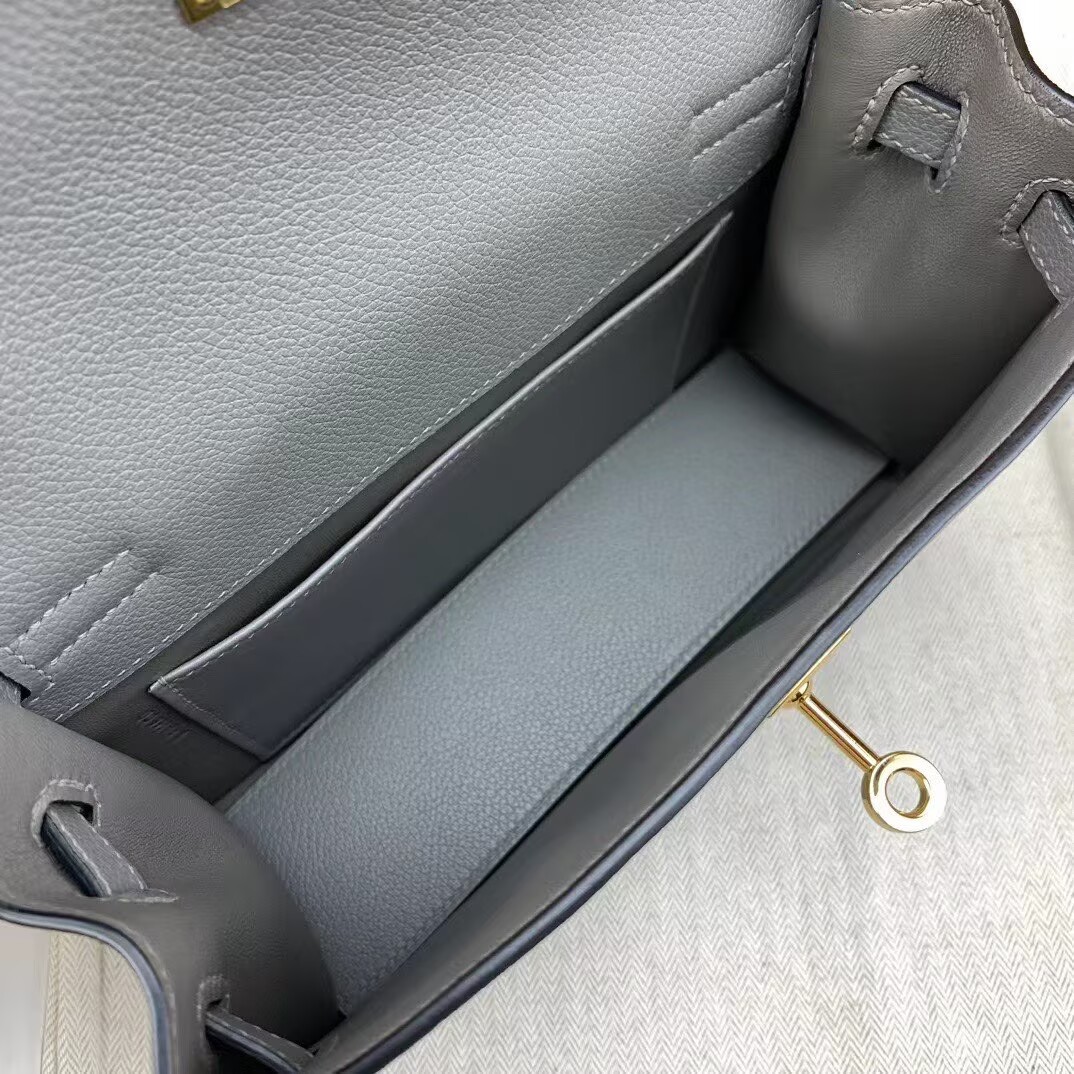 Hermes Kelly Danse Original Evercolor Leather 22CM KL22 Gray Gold-Tone Hermes Kelly Danse Original Evercolor Leather 22CM KL22 Gray Gold-Tone