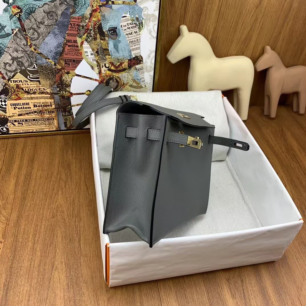 Hermes Kelly Danse Original Evercolor Leather 22CM KL22 Gray Gold-Tone Hermes Kelly Danse Original Evercolor Leather 22CM KL22 Gray Gold-Tone