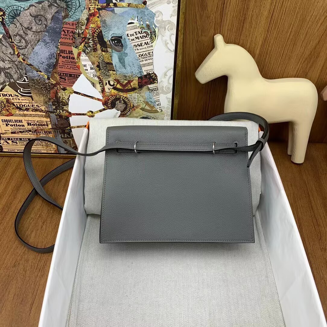 Hermes Kelly Danse Original Evercolor Leather 22CM KL22 Gray Silver-Tone Hermes Kelly Danse Original Evercolor Leather 22CM KL22 Gray Silver-Tone