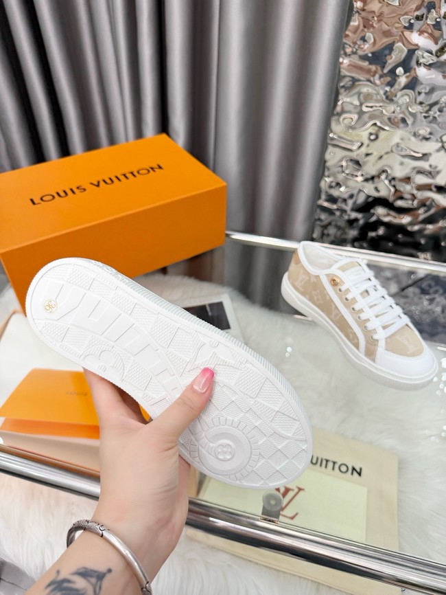 Louis Vuitton Trainer Sneaker 1AJJUR-2