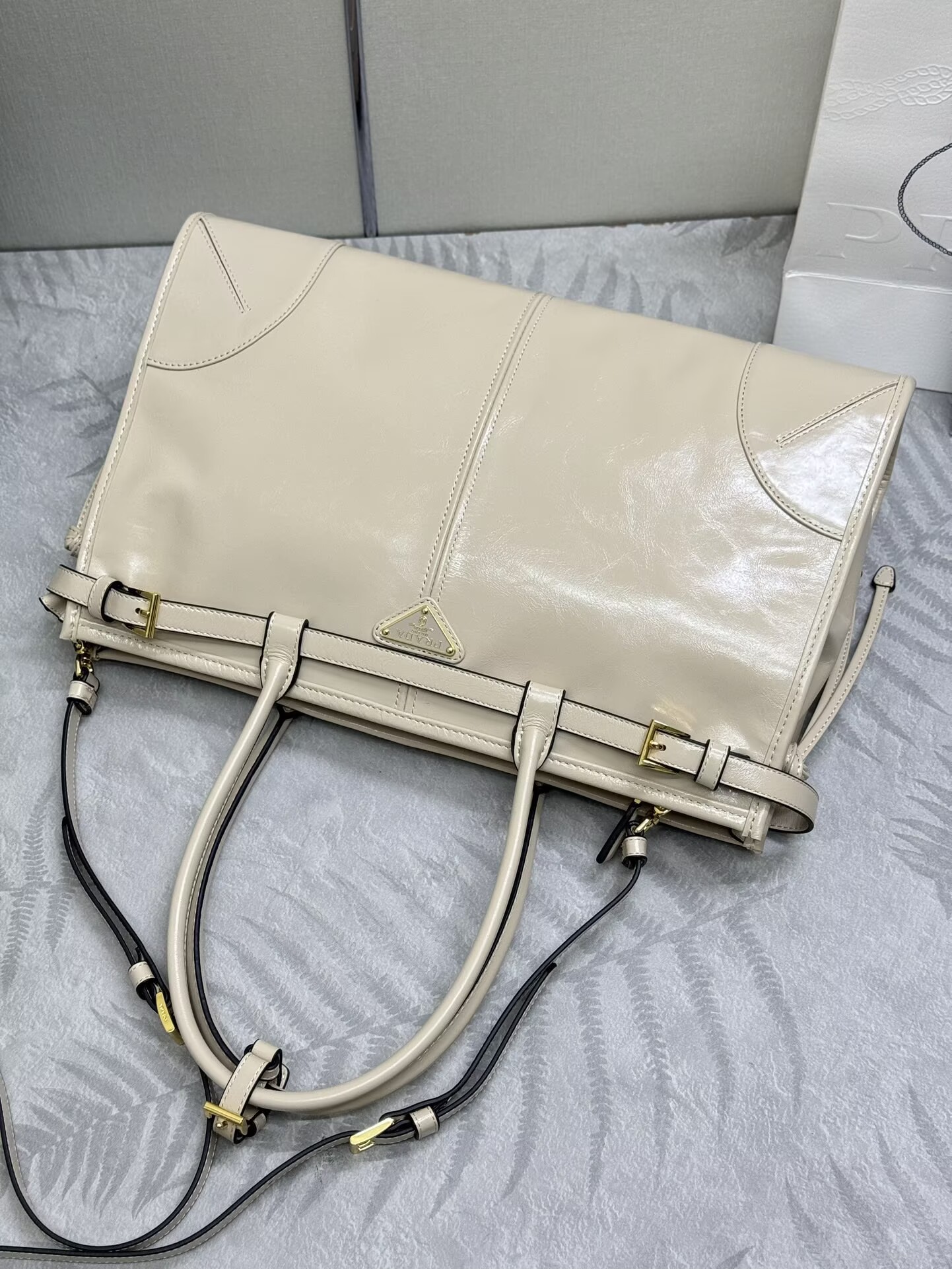 Prada Bonnie Leather Tote Bag 1BA433 Cream Prada Bonnie Leather Tote Bag 1BA433 Cream
