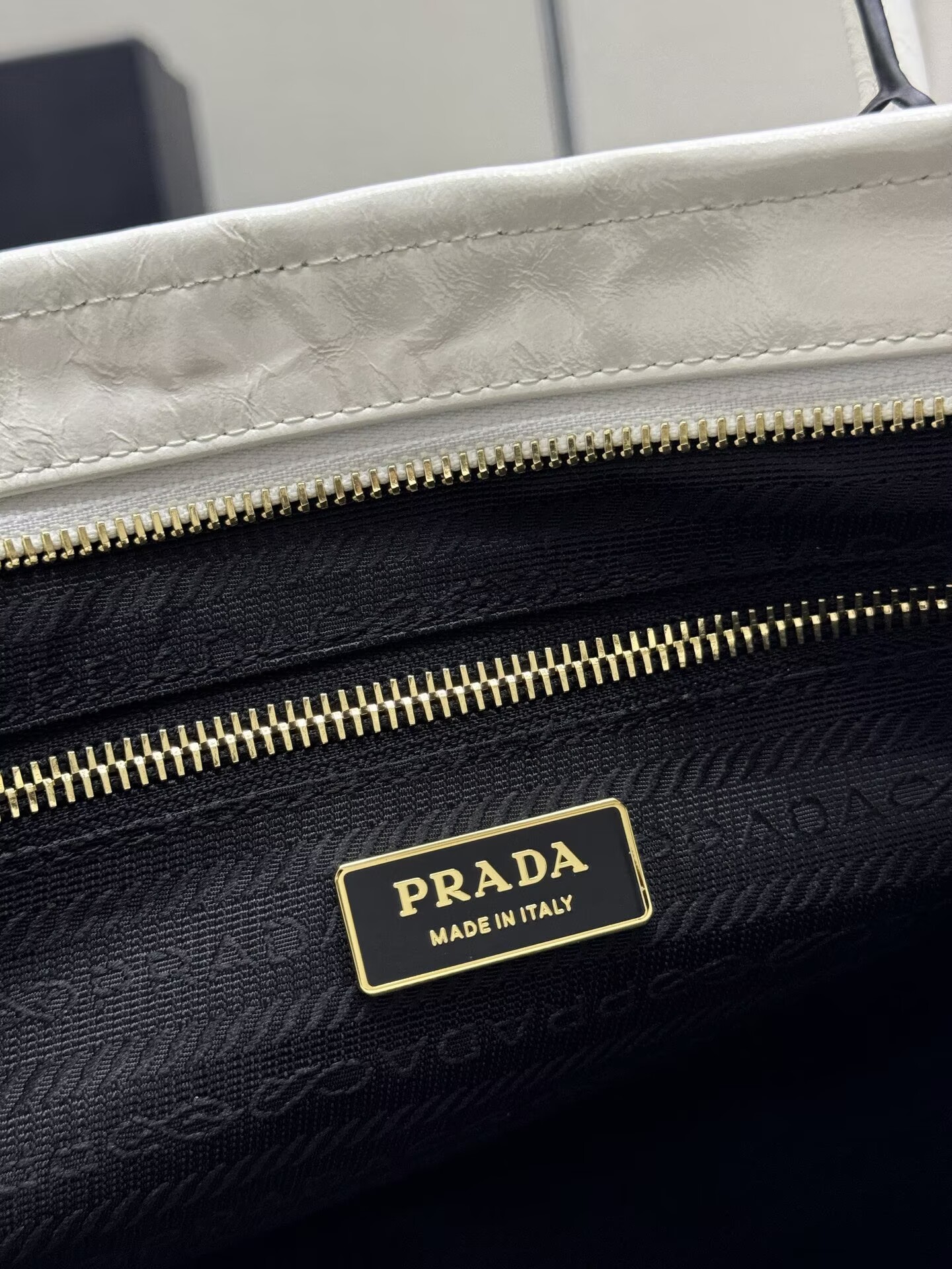 Prada Bonnie Leather Tote Bag 1BA433 White Prada Bonnie Leather Tote Bag 1BA433 White