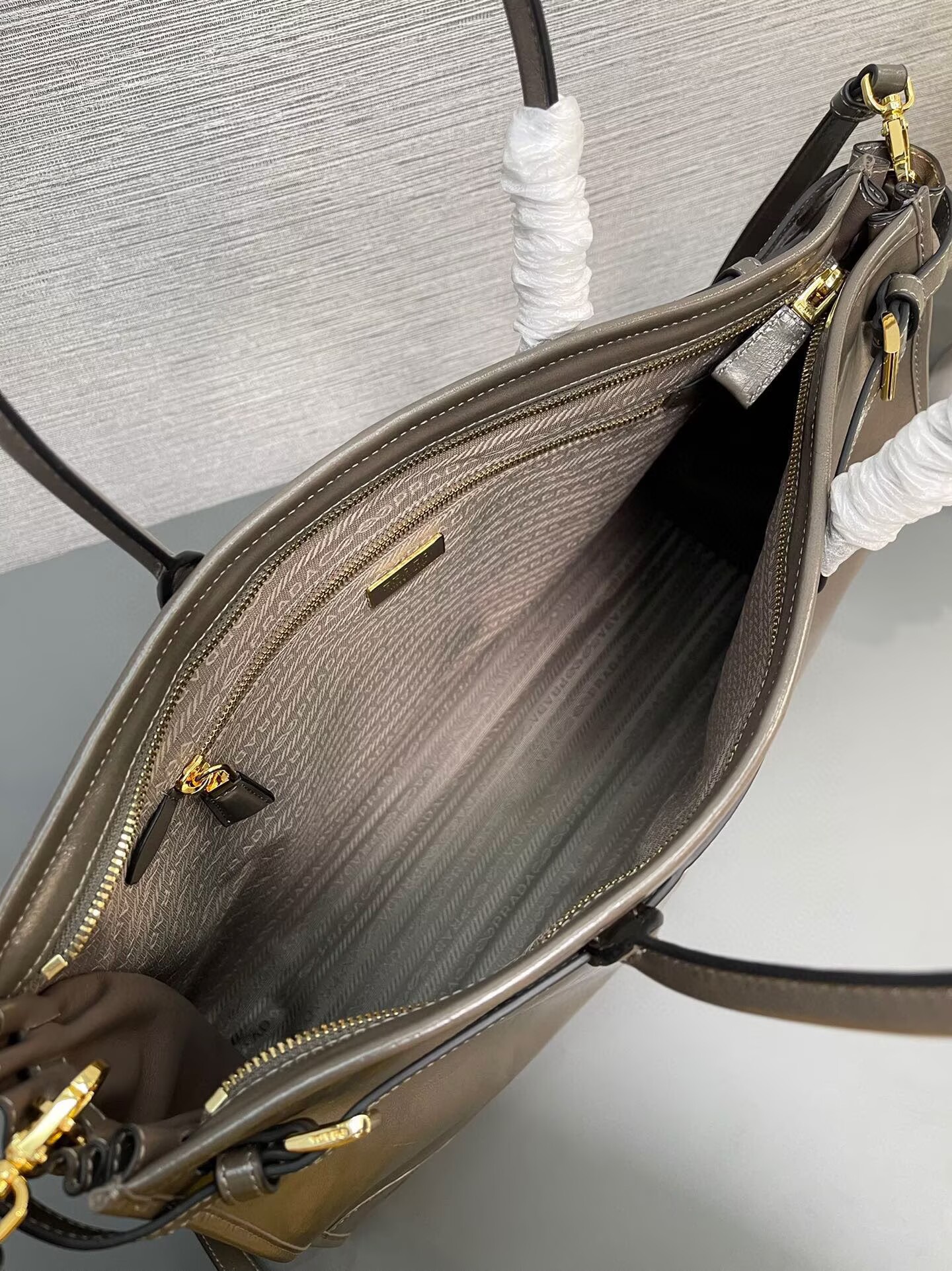 Prada Large Bonnie Leather Tote Bag 1BA439 Khaki Grey Prada Large Bonnie Leather Tote Bag 1BA439 Khaki Grey