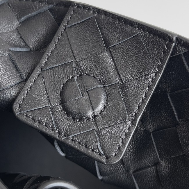 Bottega Veneta Medium Andiamo 766016V black