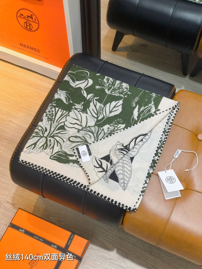 Hermes Shawl Cashmere and Silk 76130-3