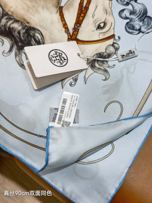 Hermes Shawl Cashmere and Silk 76130-4