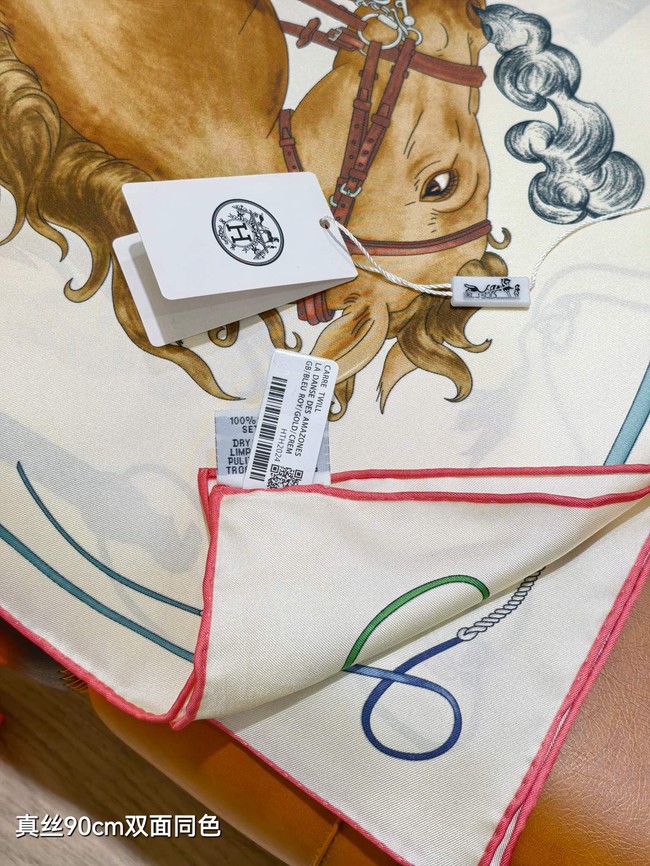 Hermes Shawl Cashmere and Silk 76130-9