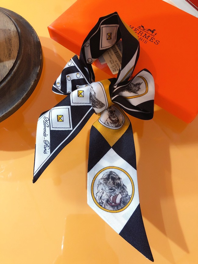 Hermes Twilly silk scarf H06425-1