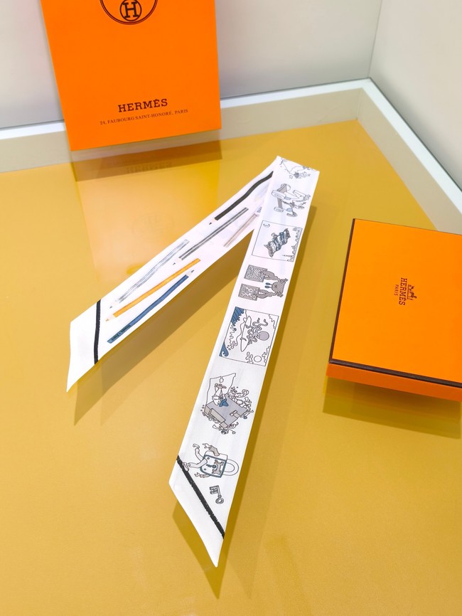 Hermes Twilly silk scarf H06425-4