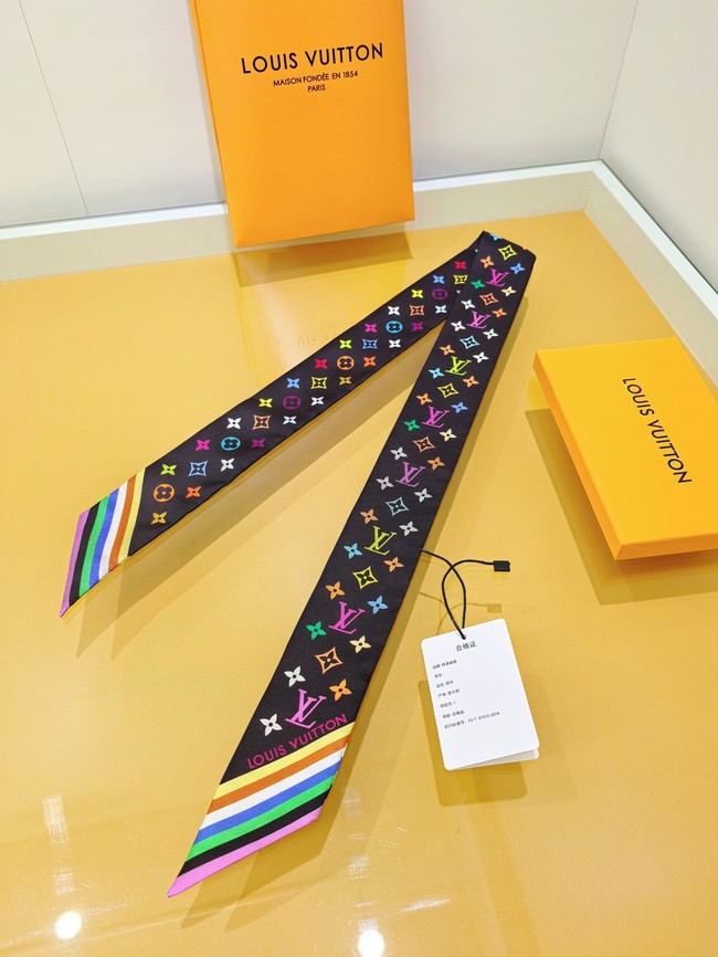 Louis Vuitton Twilly silk scarf H06426-1