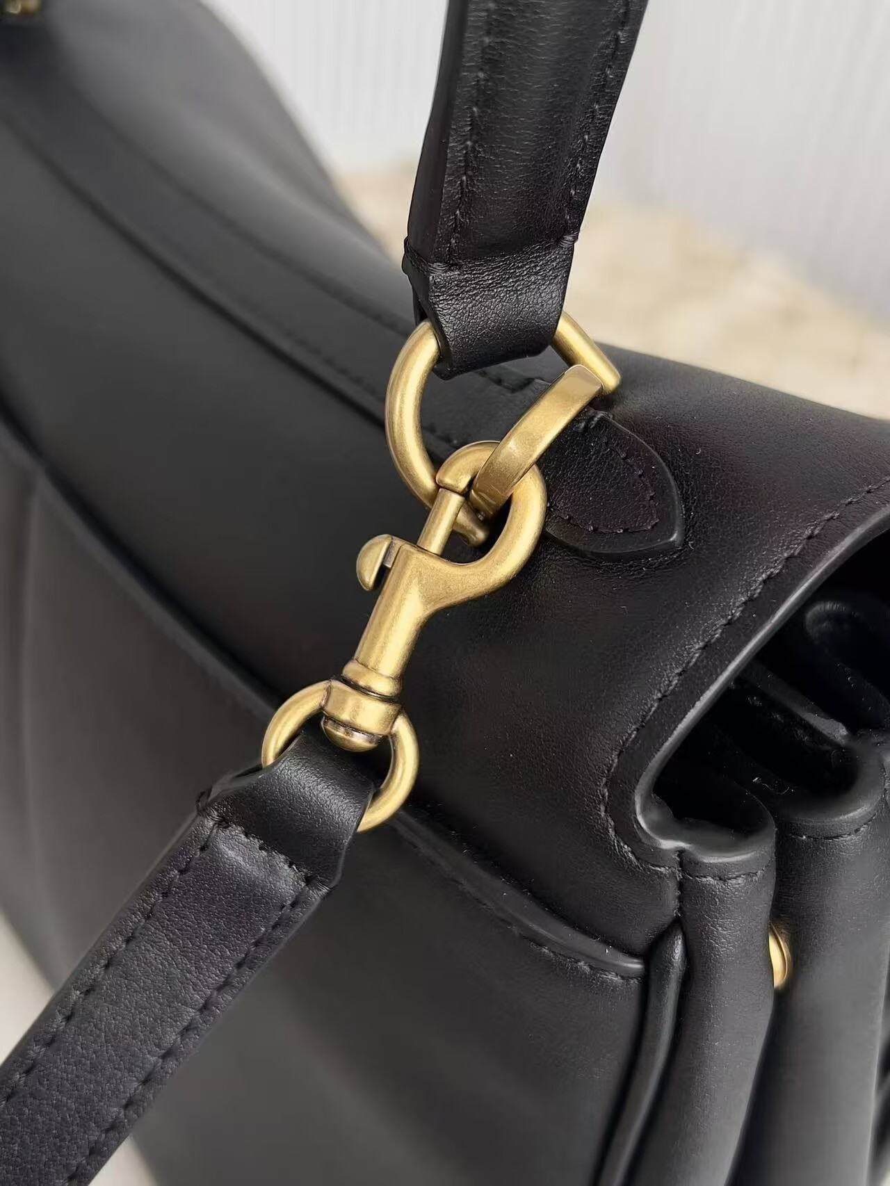 Balenciaga Rodeo Handbag Large smooth calfskin 795459 black gold-tone Balenciaga Rodeo Handbag Large smooth calfskin 795459 black gold-tone
