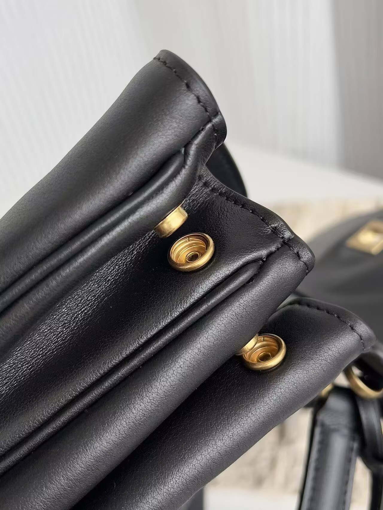 Balenciaga Rodeo Handbag Large smooth calfskin 795459 black gold-tone Balenciaga Rodeo Handbag Large smooth calfskin 795459 black gold-tone