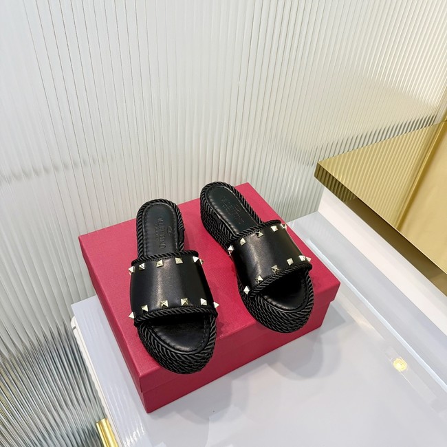 Valentino Sandals 67030-4