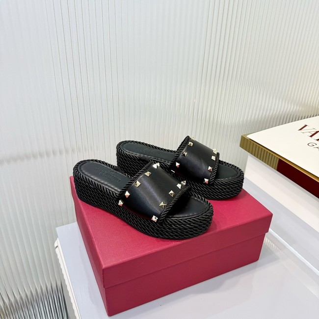 Valentino Sandals 67030-4