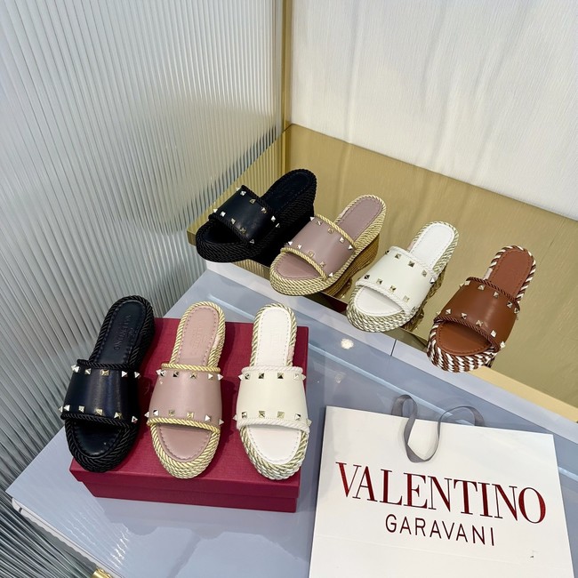 Valentino Sandals 67030-4