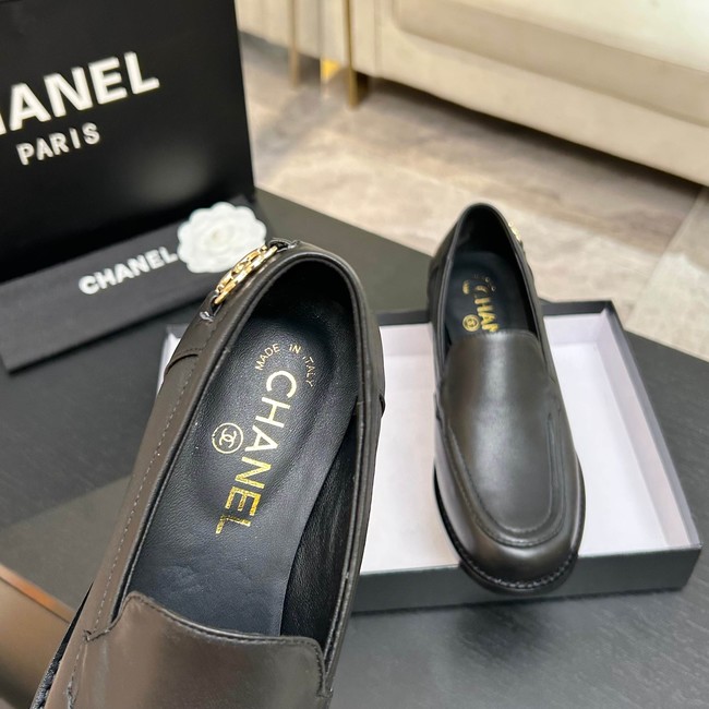 Chanel Mocassins Shiny Calfskin G47044-2