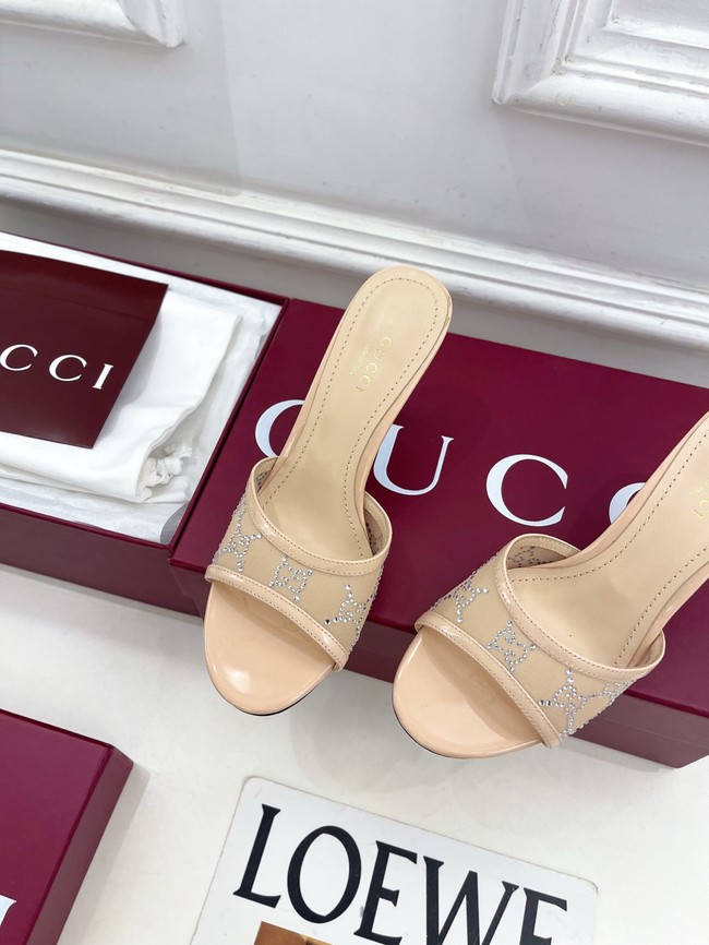 GUCCI Womens crystal slide sandal 855831-2