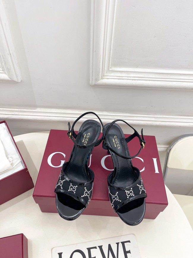 GUCCI Womens crystal slide sandal 855832-3