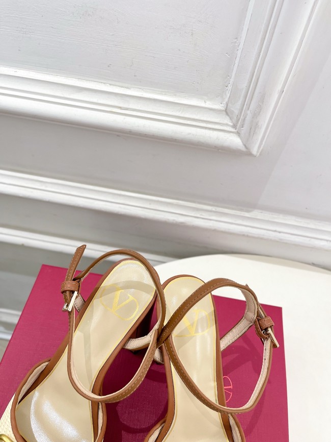 Valentino Sandals 67043-1