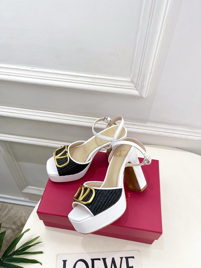 Valentino Sandals 67043-2