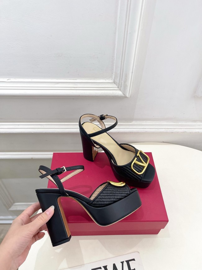 Valentino Sandals 67043-5