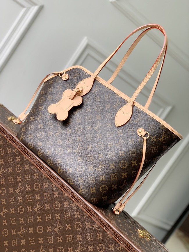 Louis Vuitton Neverwoof M27847