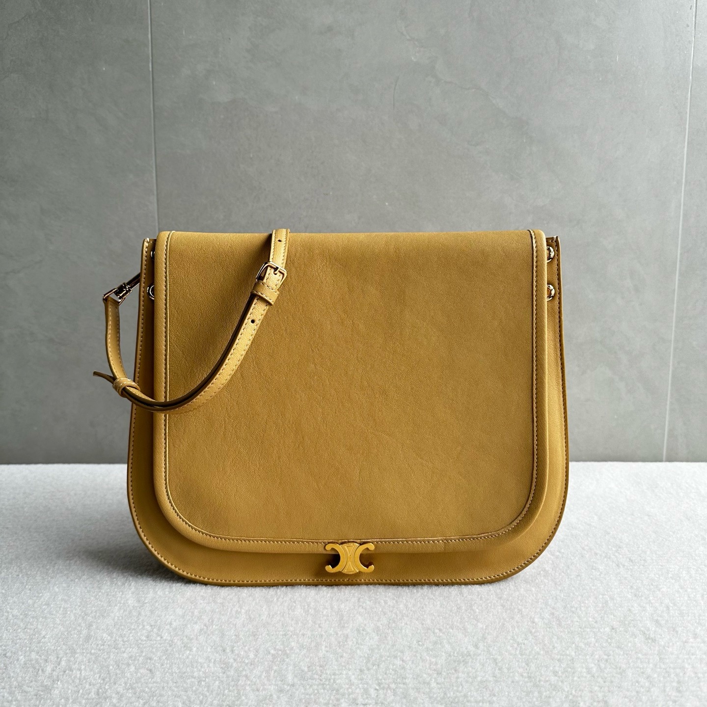 CELINE SOFT TRIOMPHE BESACE IN SUPPLE SHINY LAMBSKIN 123632 SANDCASTLE