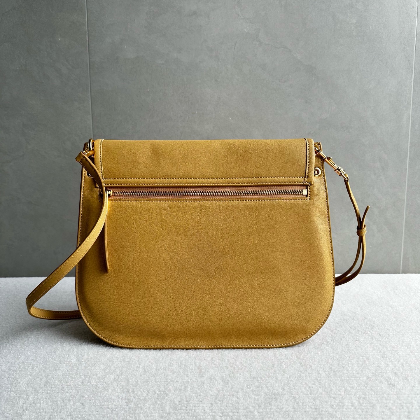 CELINE SOFT TRIOMPHE BESACE IN SUPPLE SHINY LAMBSKIN 123632 SANDCASTLE