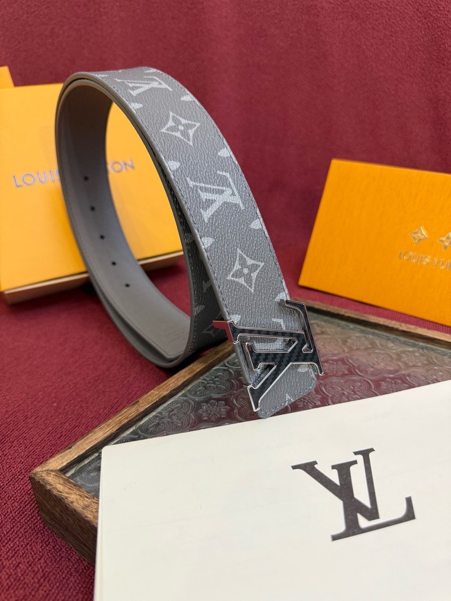Louis Vuitton Initiales 40mm Reversible Belt M0566Q-1