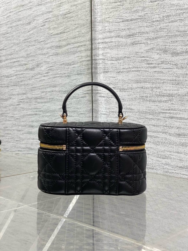 Dior Caro Mini Vanity Case Macrocannage Lambskin S5198UD black