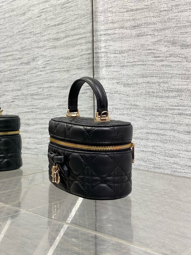 Dior Caro Mini Vanity Case Macrocannage Lambskin S5198UD black